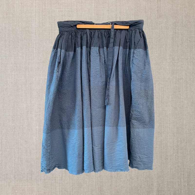 Skirt 45 seersucker natural dye