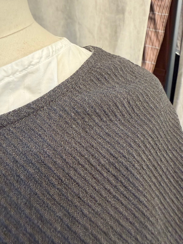 Skirt 45 + Shirt Health grey wool