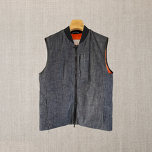 Load image into Gallery viewer, Goose waistcoat Muggia D

