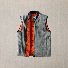 Load image into Gallery viewer, Goose waistcoat Muggia F2
