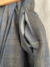 Load image into Gallery viewer, Skirt 45 tartan
