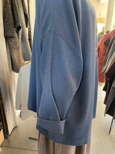 Load image into Gallery viewer, Zaeti  jkt sky
