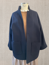 Load image into Gallery viewer, Okura jkt navy wool
