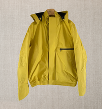 Load image into Gallery viewer, Parka Sailing Short
