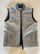 Load image into Gallery viewer, Goose waistcoat  CC Muggia

