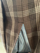 Load image into Gallery viewer, Skirt 45 tartan B

