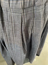 Load image into Gallery viewer, Skirt 45 tartan C

