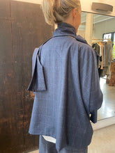 Load image into Gallery viewer, Castello jkt reversible navy
