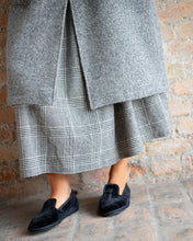Load image into Gallery viewer, Skirt 45 Galles wool
