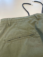 Load image into Gallery viewer, Shorts Cotton Ravenna green
